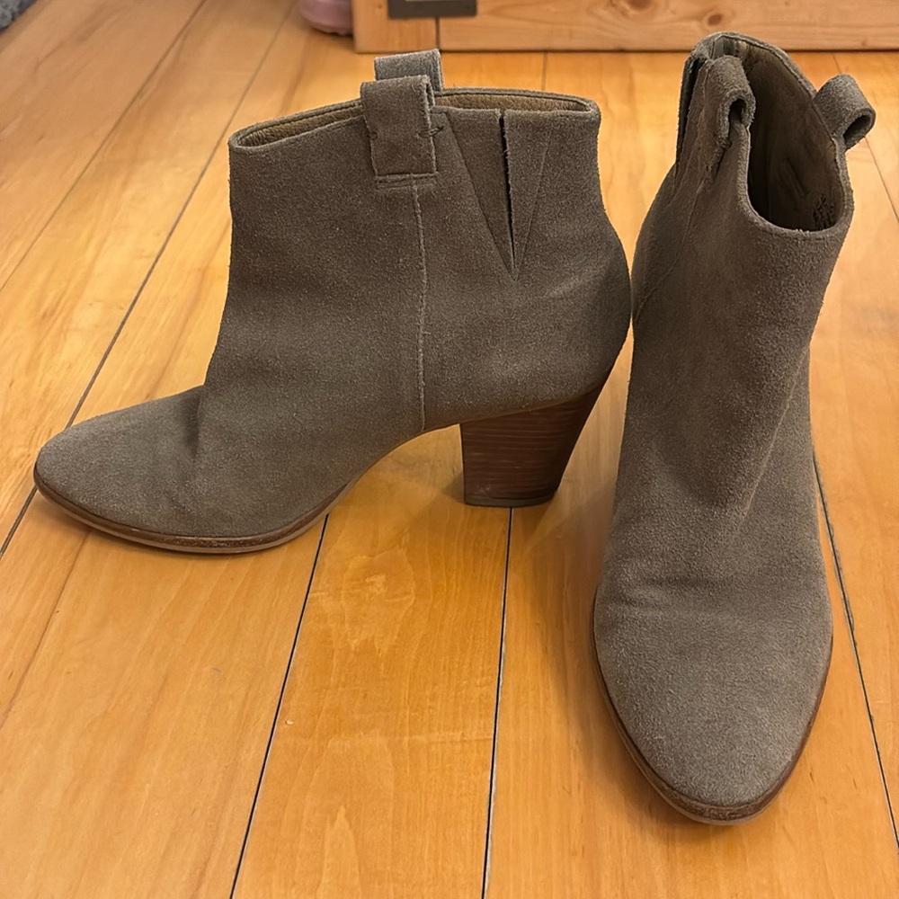 J. Crew Eaton Ankle Booties Women's Size 7 GRAY Suede Leather Boots Shoes